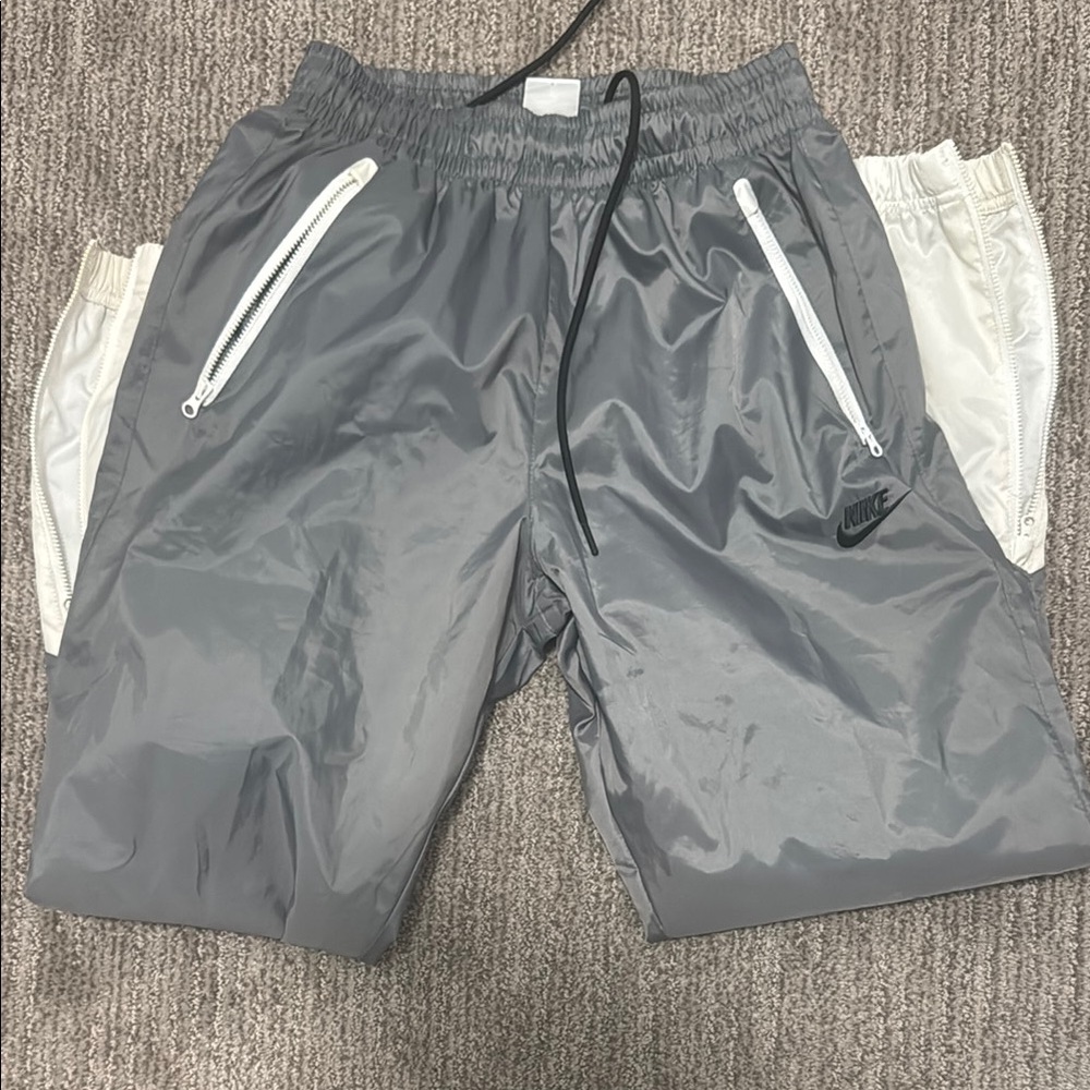 Nike Gray Men's Shorts